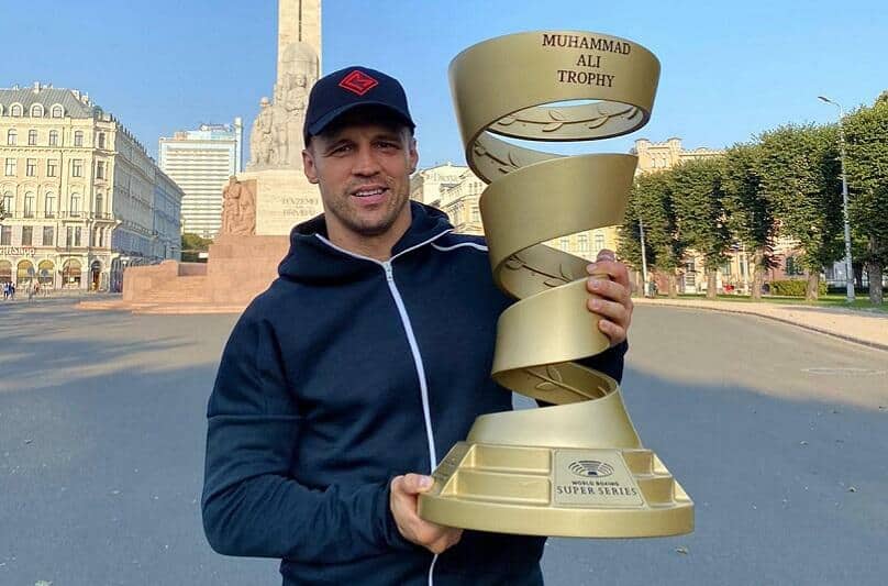 Mairis Briedis šķiras no sievas pēc vairāk nekā 10 gadu kopdzīves Bilde no interneta